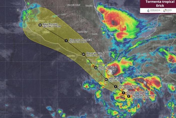 Tormenta Erick se acerca a las costas del Pacífico mexicano