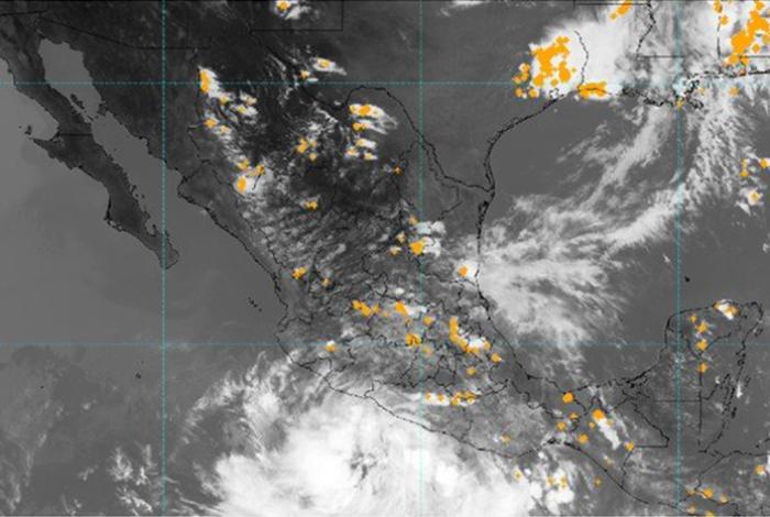 Tormenta tropical Dalila avanza con lluvias y oleaje elevado en 5 estados