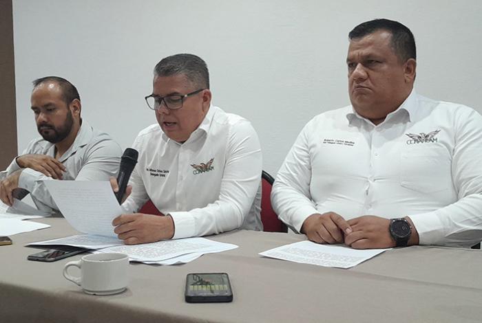 Transportistas de fertilizantes se quejan de adeudos de Pemex y Fertinal en LC