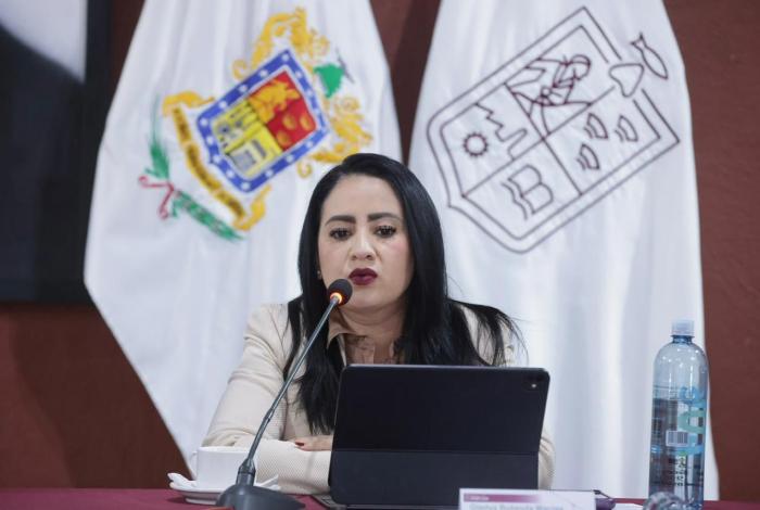  Transportistas urbanos y suburbanos de Morelia confían en proyecto de metrobús; Bedolla presenta beneficios