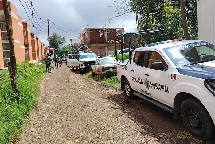 Tras enfrentamiento en Uruapan, Policía y Guardia Nacional rescatan a dos secuestrados