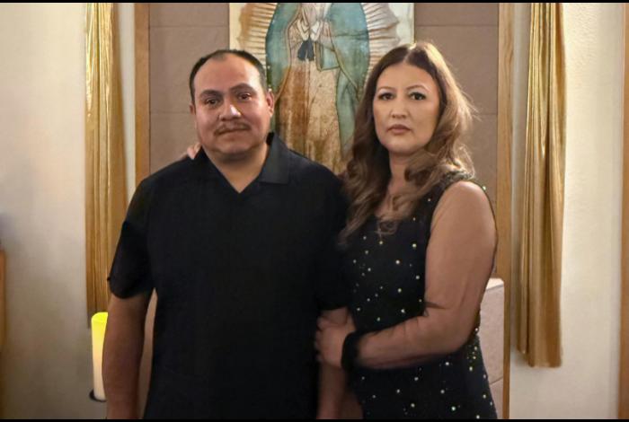 Tres hermanas en California a punto de perder a sus padres, ella por cáncer y él por deportación