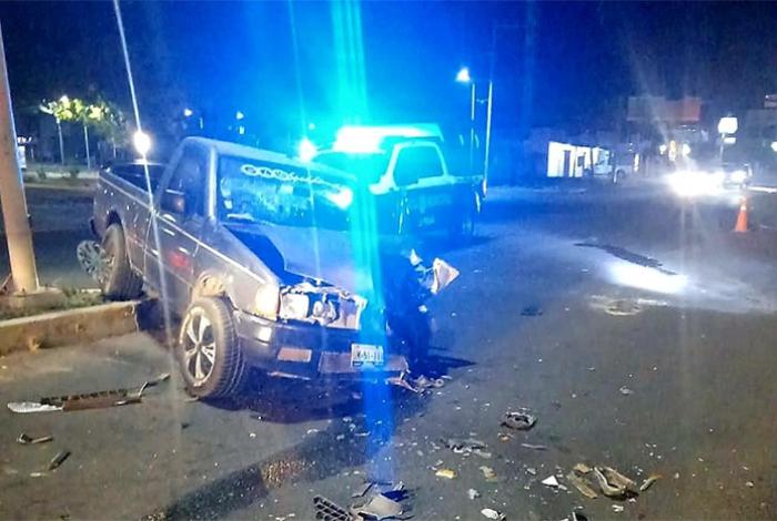 Tres personas resultan lesionadas en choque vehicular en La Piedad