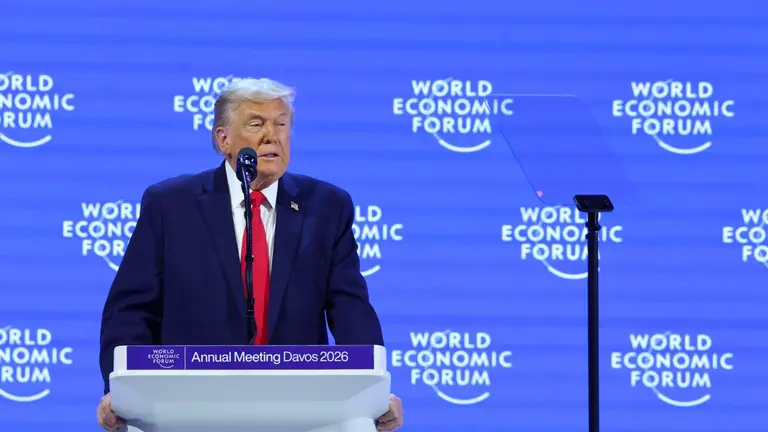 Trump en Davos pide “negociaciones inmediatas” en su intento de anexión de Groenlandia