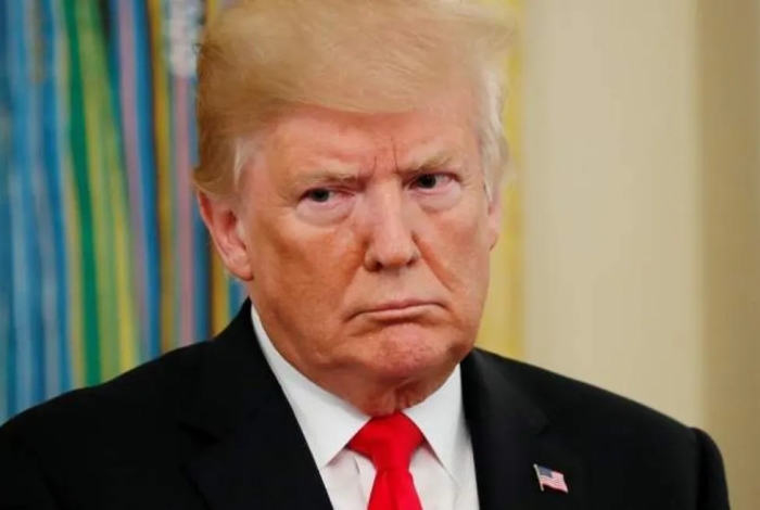 Trump envía submarinos nucleares y aumenta tensión con Rusia