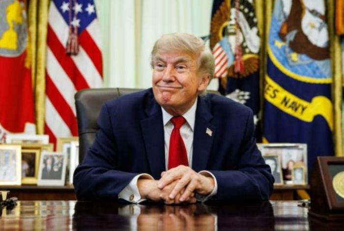 Trump exige precios más bajos pero la gasolina cae por reducción de las tensiones con Irán