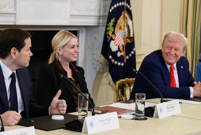 Trump formaliza acuerdo de paz en Gaza