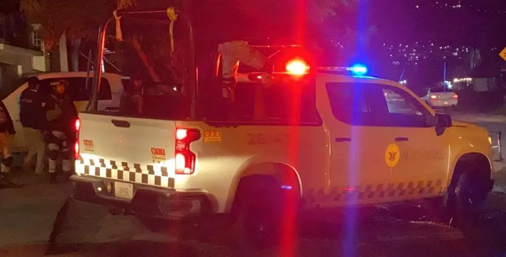 Turista muere ahogado en una alberca de Playa Azul