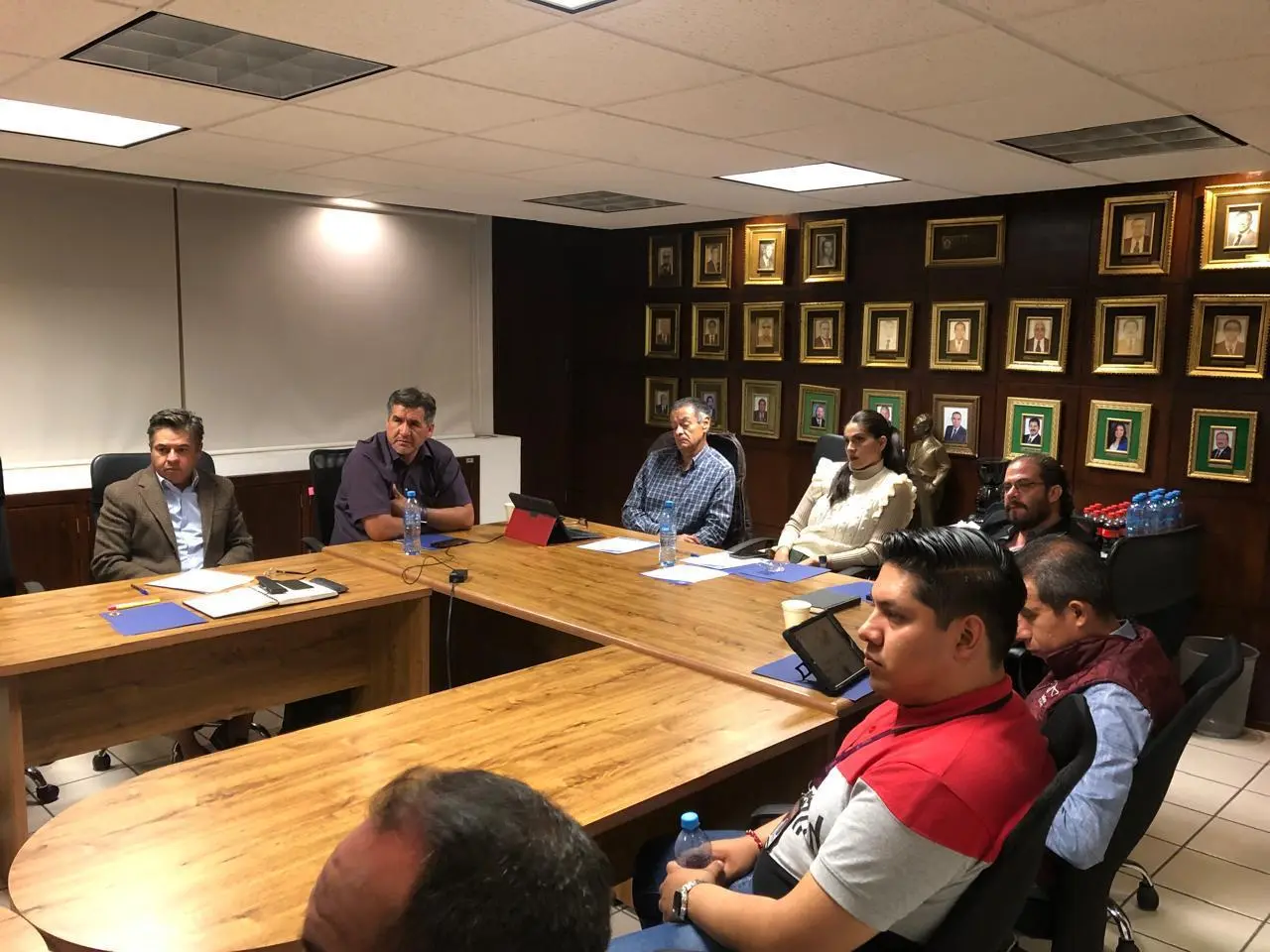 UMSNH afianza puente con sector productivo para enriquecer licenciaturas; instalan Consejos Consultivos