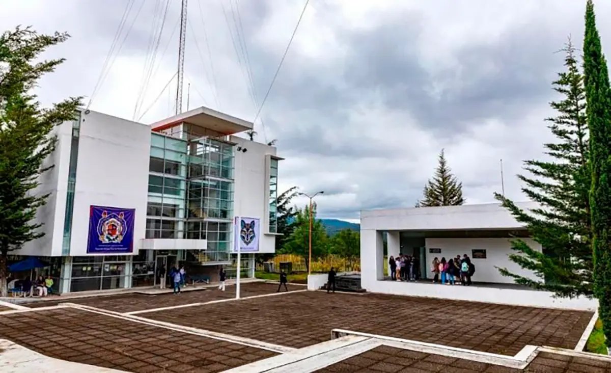 UMSNH Ciudad Hidalgo lanza tercera convocatoria de ingreso