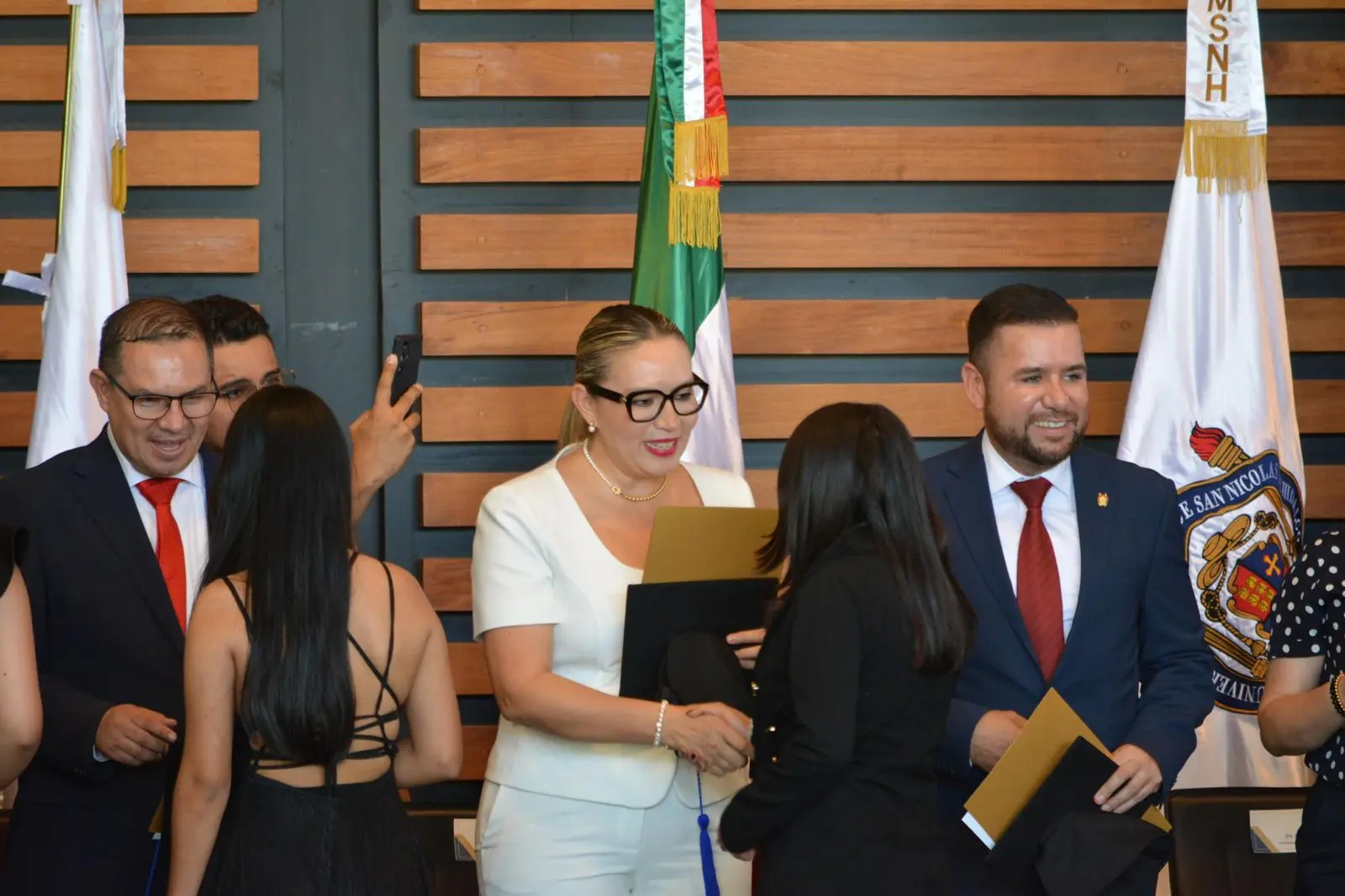 UMSNH LANZA CONVOCATORIA DE PASE POR EXCELENCIA ACADÉMICA A LICENCIATURA 