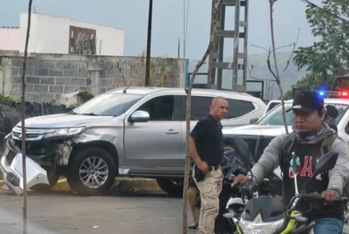 Un adolescente fallecido y otro herido, tras choque de moto contra camioneta en Los Reyes