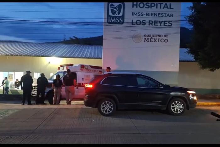 Un joven murió y dos adolescentes resultaron lesionadas en un choque de motocicletas en Los Reyes