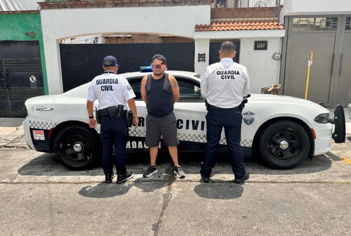 Un sujeto armado que alteraba el orden público  fue detenido por motopatrulleros de la Guardia Civil en Morelia