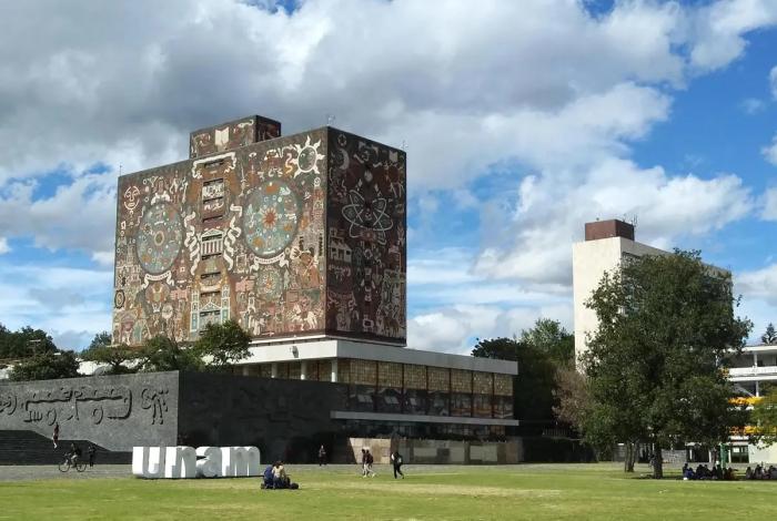 UNAM cancela exámenes de 47 aspirantes por hacer trampa