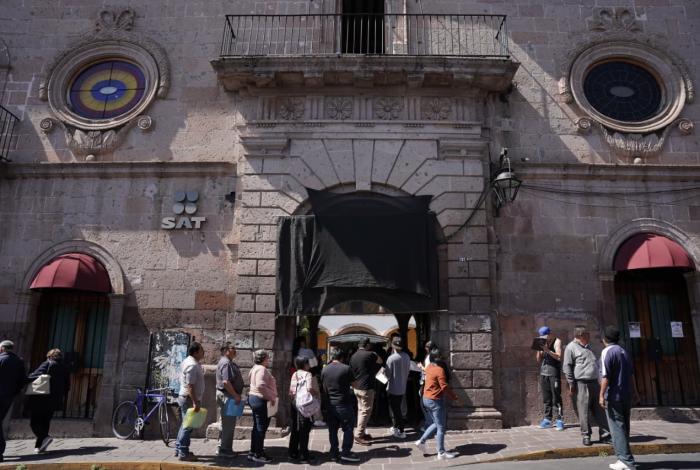 Va SAT por regularización de contribuyentes en Michoacán