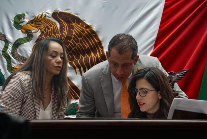 Valoran remover a Bugarini de la Mesa Directiva