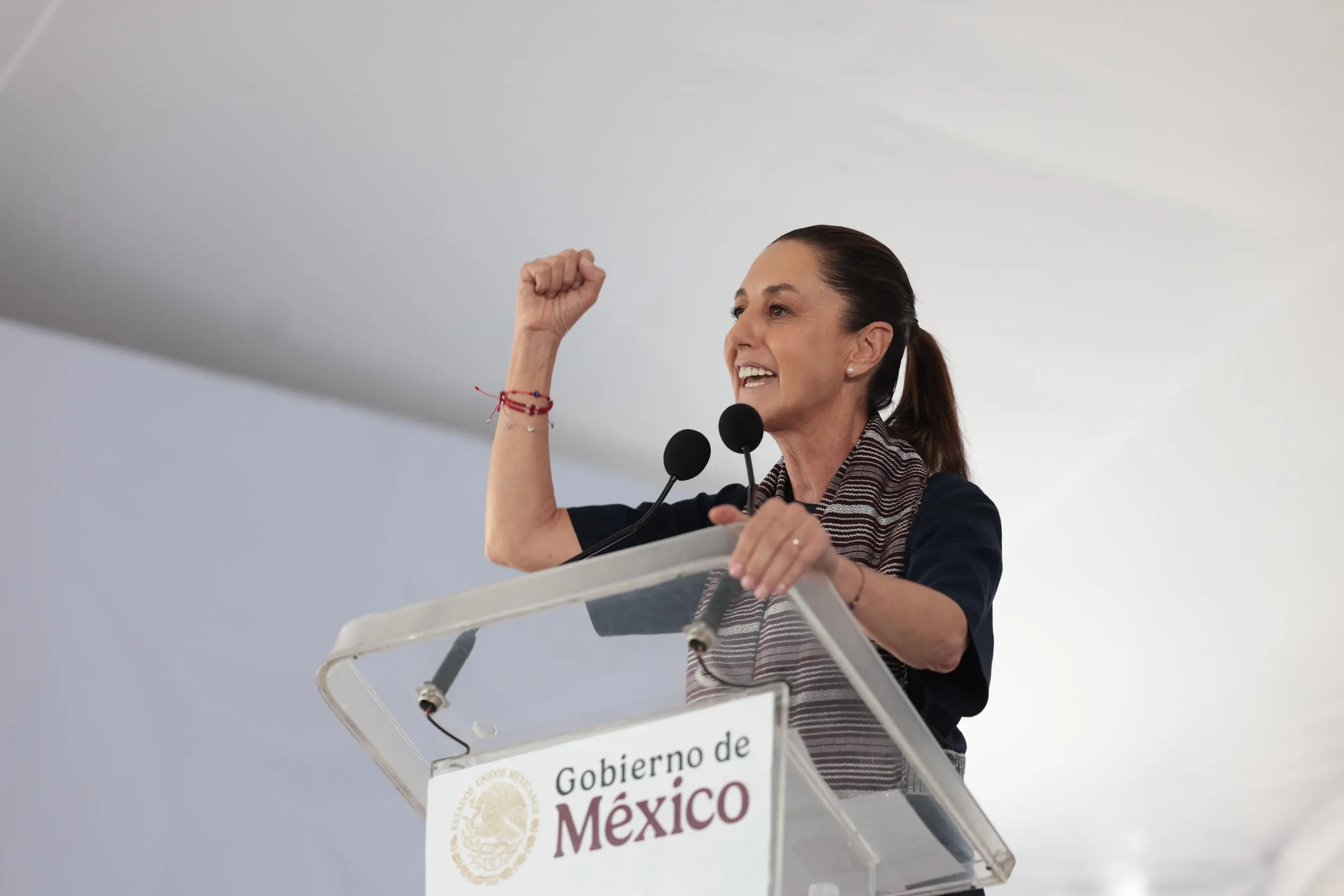 “VAMOS A DEFENDER DIGNAMENTE A LAS Y LOS MEXICANOS DE AQUÍ Y DEL OTRO LADO DE LA FRONTERA”: PRESIDENTA CLAUDIA SHEINBAUM SOBRE SU REUNIÓN CON EL PRESIDENTE DE EUA, DONALD TRUMP EN EL G7