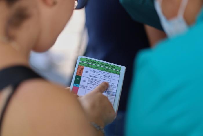 ¿Vas a vacunarte? No olvides presentar tu Cartilla Nacional de Salud