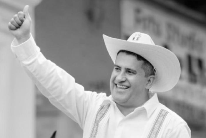 Velan a Carlos Manzo en privado y bajo un fuerte dispositivo de seguridad; recibirá un homenaje póstumo