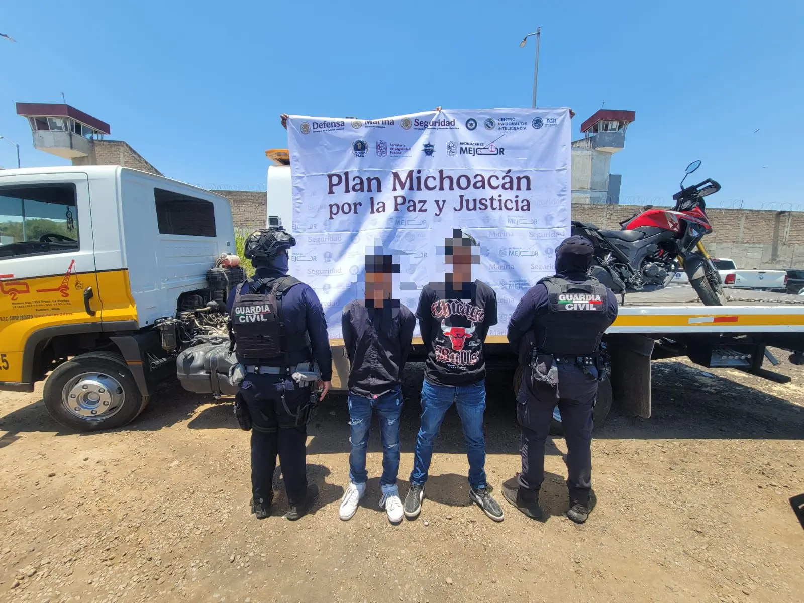 Viajaban en moto robada y fueron detenidos por la GC