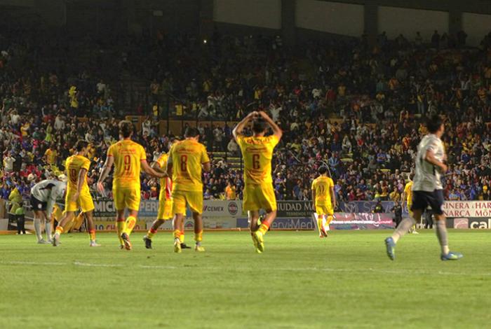Vibrante empate a 3 goles sellaron Atlético Morelia y el campeón Cruz Azul en un pletórico Estadio Morelos