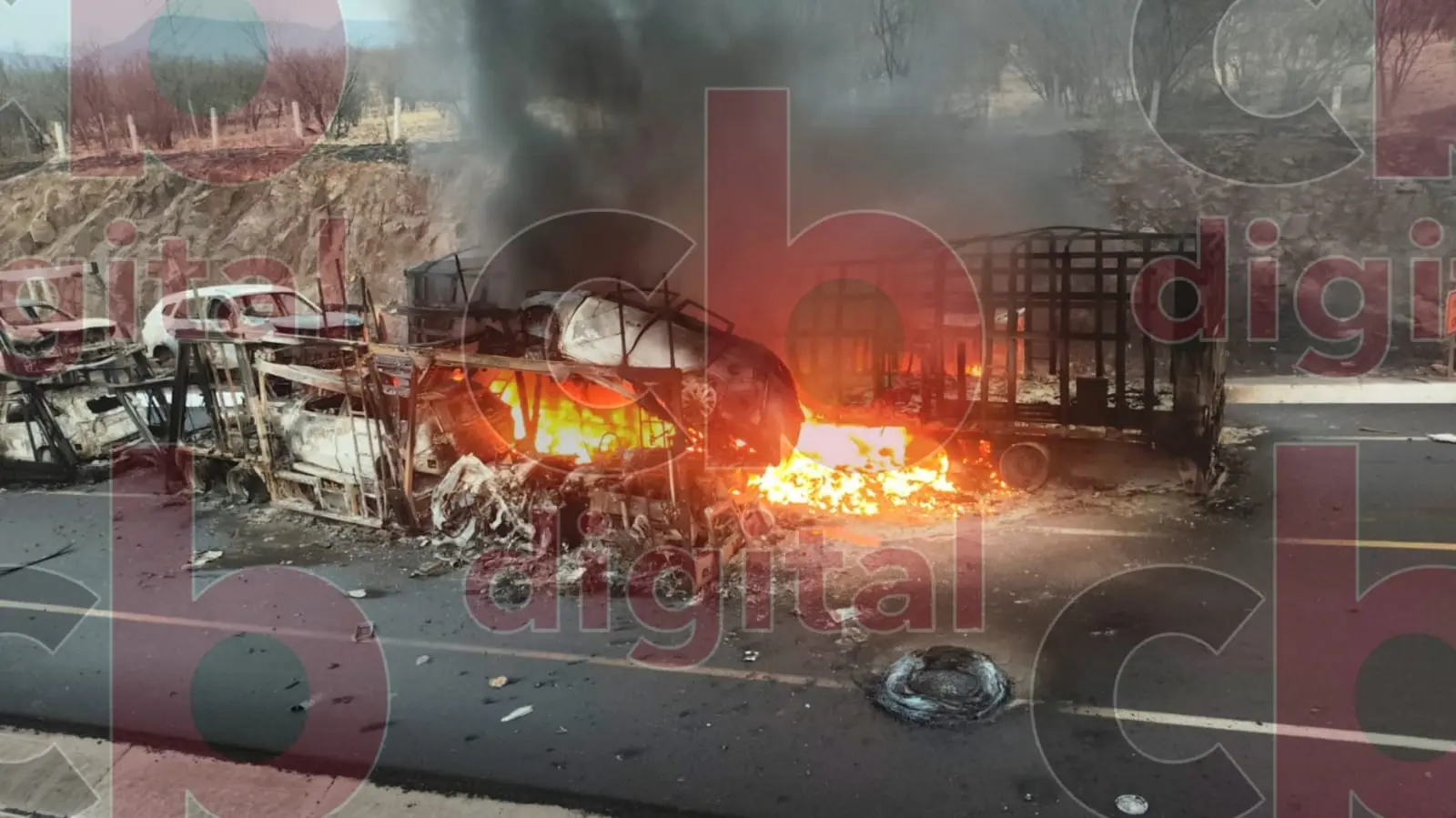 #Video: Choque de nodriza deja 10 autos calcinados en la Siglo XXI