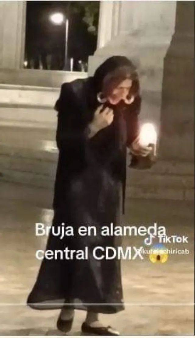 Video: Es vista bruja realizando ritual en la Alameda Central de la Ciudad de México
