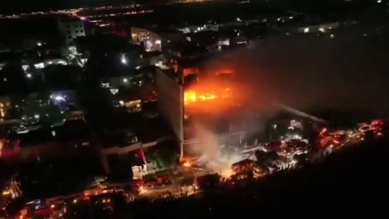 #Video: Incendio en un centro comercial deja al menos 61 muertos en Irak