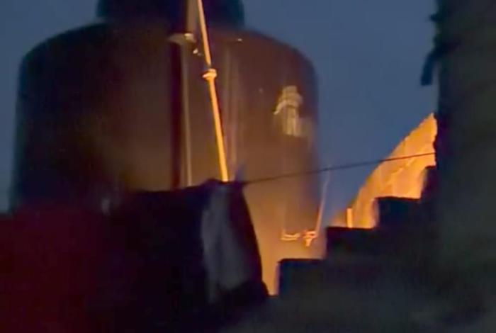 #Video | Rayo impacta contra casa en Pedernales y genera conato de incendio