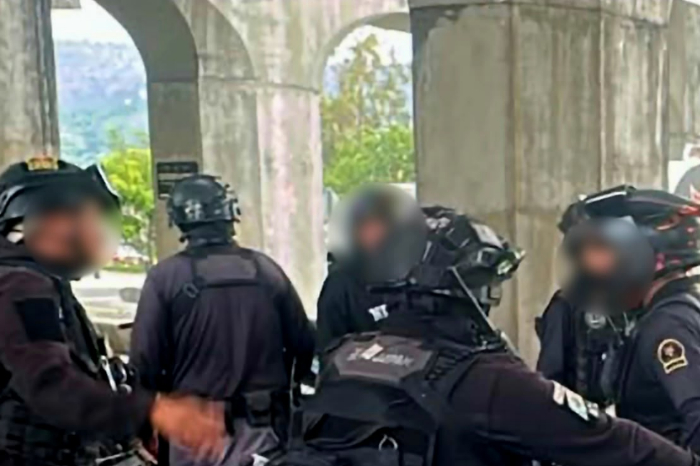VIDEO | "Tigres" persiguen a dos asaltantes en motocicleta por calles de Morelia; logran escapar