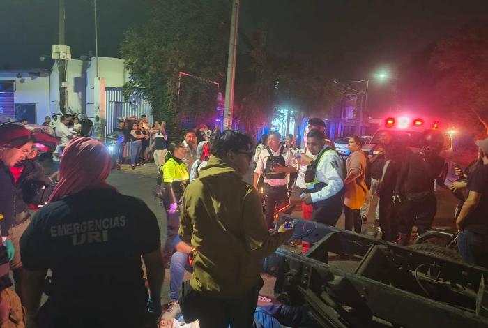 #Video | Vehículo atropella a tripulantes de una moto en la colonia Prados Verdes de Morelia