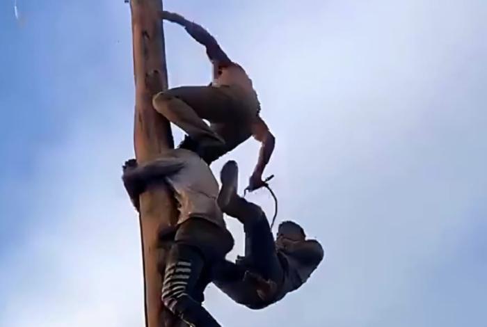 #Videos #Imágenes | Graves dos jóvenes que cayeron del “palo encebado”, en la Octava del Barrio La Magdalena