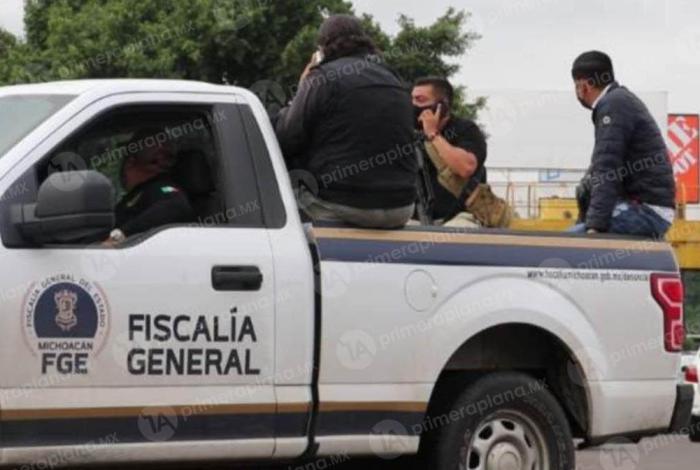 Vinculan a proceso a adolescente por rob0 de vehículo y portación de arma, en Zamora