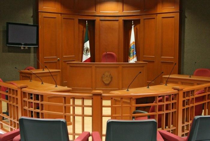 Vinculan a proceso a presunto responsable de golpear a su madre; permanecerá en prisión preventiva