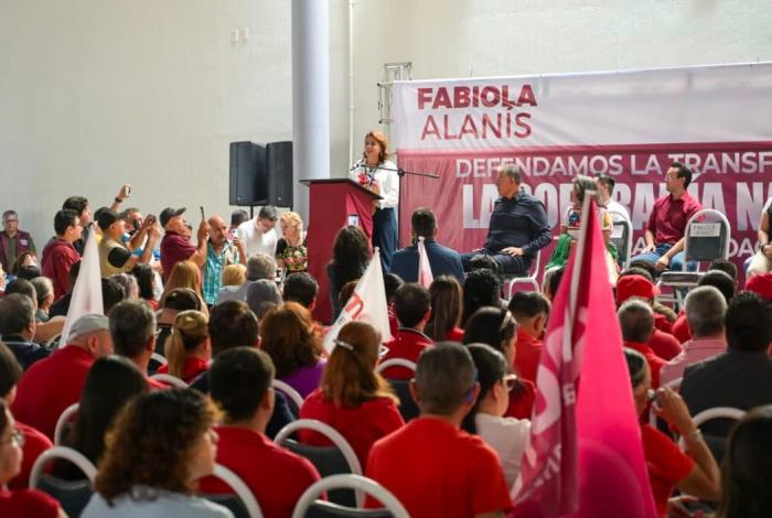 Vive la 4T momento sólido: Fabiola
