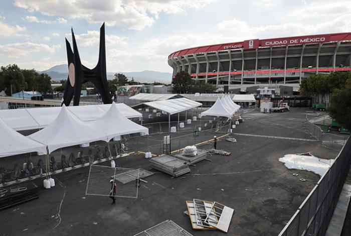 Vivir a las puertas del Estadio Ciudad de México, pero al margen de la fiesta del Mundial