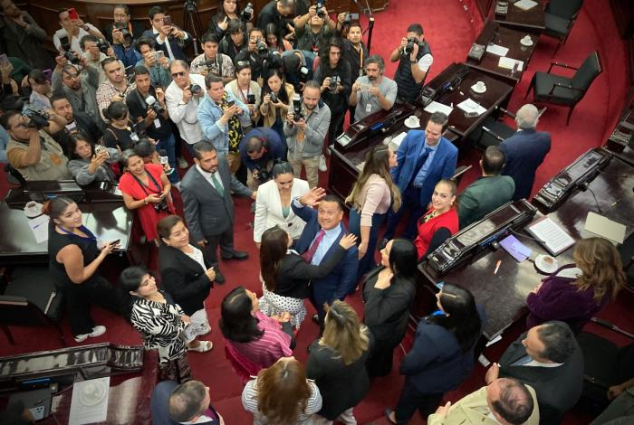 ‘Voy a votar por Carlos Torres Piña’, Michoacán tiene nuevo fiscal