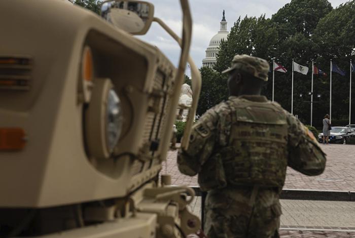 Washington demanda a gobierno de Trump por tomar control de la Policía