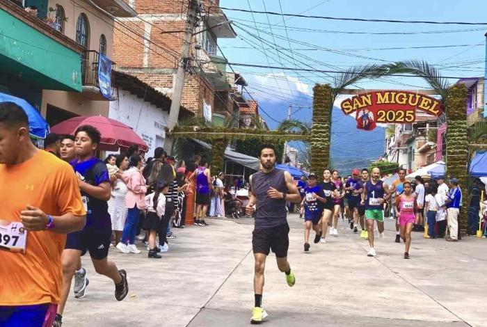 Éxito rotundo en la 53 Carrera Atlética Internacional de San Miguel del Barrio del Calvario en Quiroga