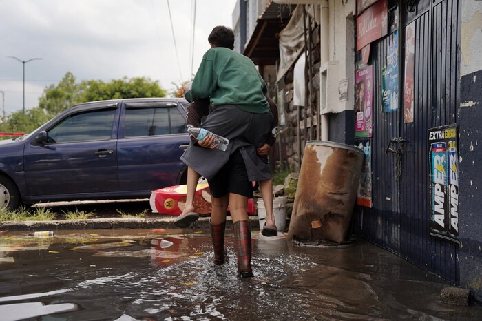 Ya con agua, 85% de colonias que cubre La Mintzita: Alfonso