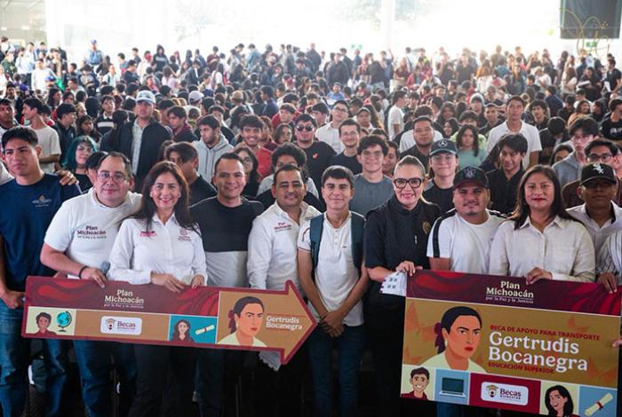 Yarabí Ávila reconoce apoyo de la presidenta Claudia Sheinbaum a jóvenes nicolaitas con beca Gertrudis Bocanegra