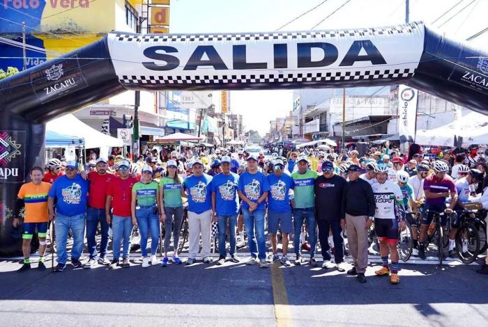 Zacapu vivió una gran fiesta deportiva con la Carrera Rodolfo “Quijote” Vitela 2025; Mónica Valdez reconoce a participantes