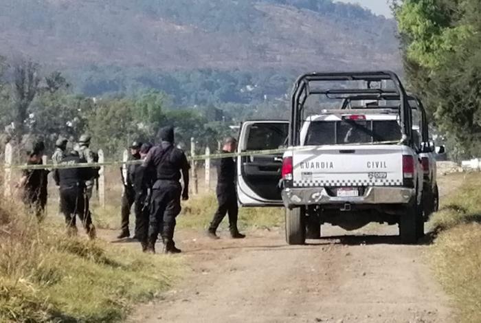 Zamora: dejan tres cu3rp0s con huellas de violencia en un predio