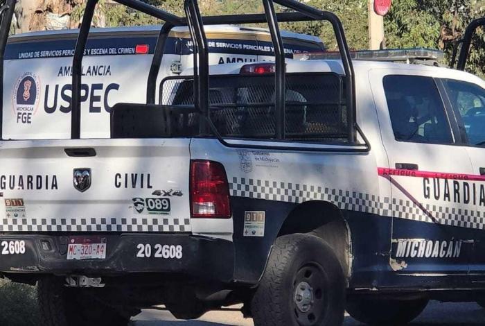 Zinapécuaro: encuentran cu3rpo encobijado, maniatado y embolsado