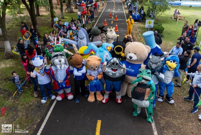 Zoológico de Morelia te invita a la carrera de botargas por aniversario del Parque 150